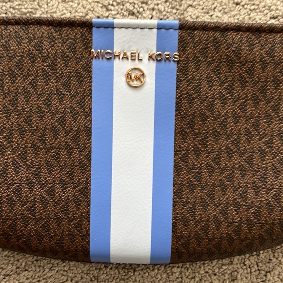 Michael Kors Gorgeous Belt Bag~ BRAND NEW - Picture 3 of 7